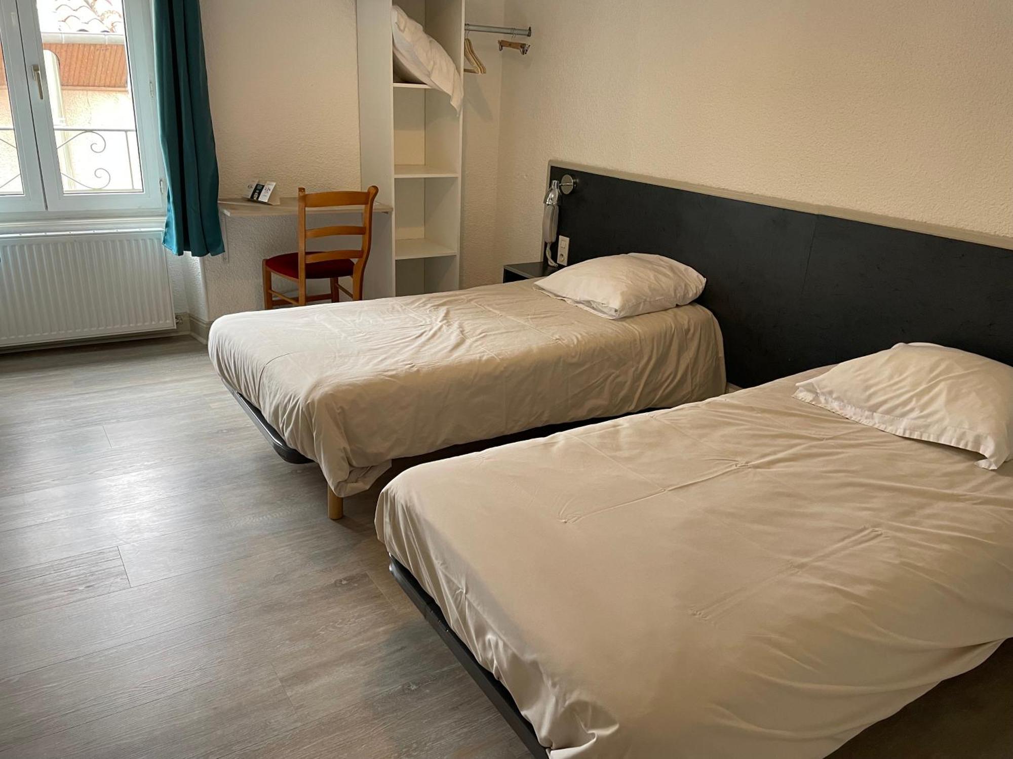 Logis Hotel Restaurant Des Voyageurs Saint-Paulien Eksteriør billede